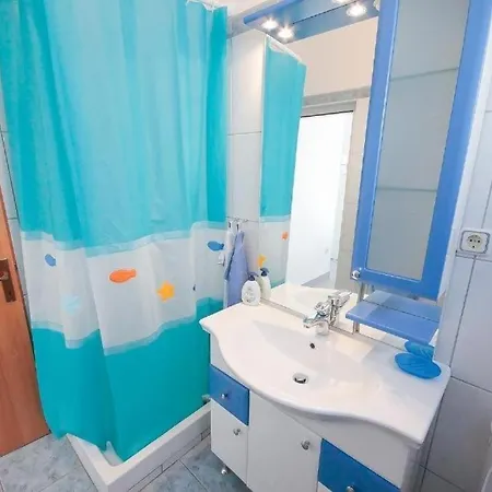 Apartment With Parking Space - 24938 Vodice