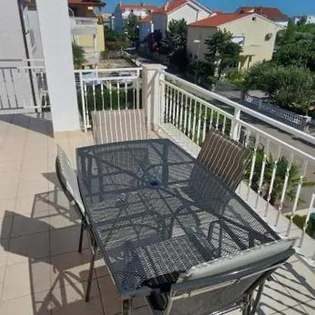 Apartment With Parking Space - 24938