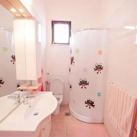 With Parking Space - 24938 Apartment *